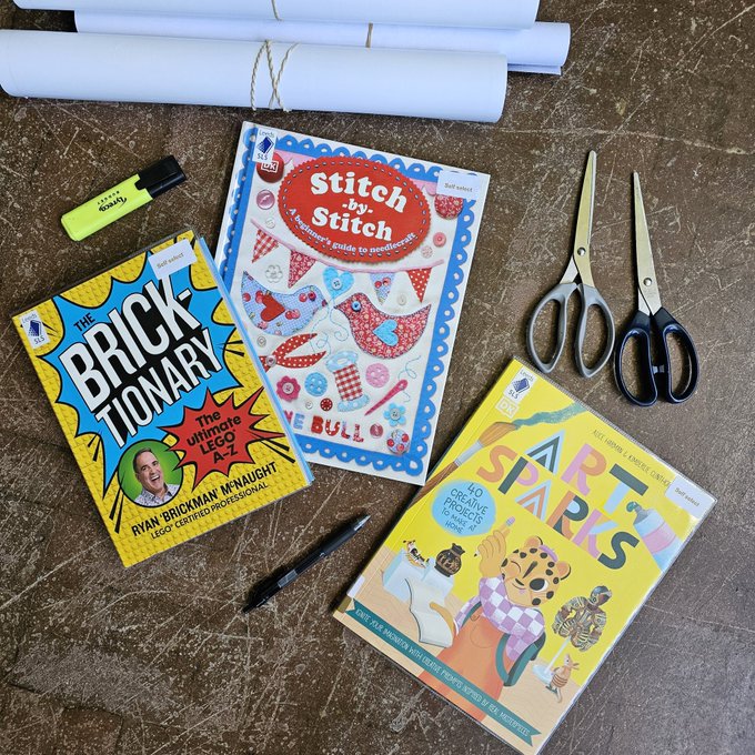 LeedsSLS's tweet image. 🪡 Time to get creative this #CreateWeek🎨

Whether graphic design is your passion or stitching in more your thing, we&apos;ve got books for every hobby as part of self-select and our Art and Design topic boxes! 

@leedslibraries @Leeds_Learning @Child_Leeds @createcharity