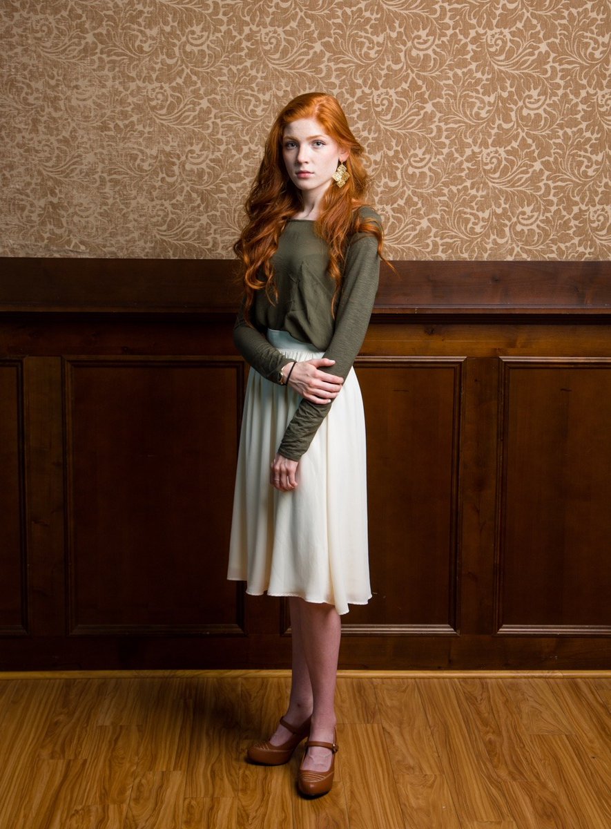 You should be 50smaxxing - 1950smaxxing.

#redhead #ginger #irishteens #50sWomen #FashionInspo