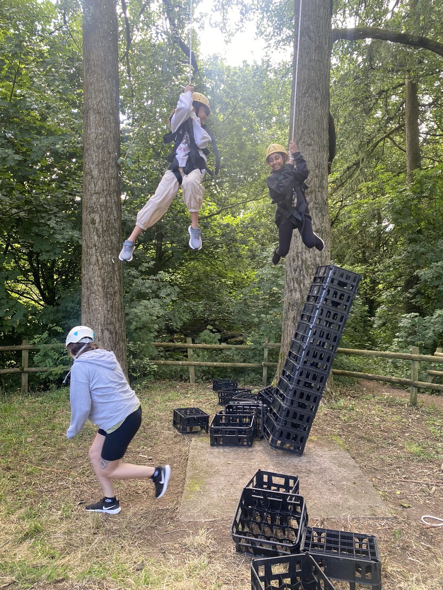 Crate stacking completed this morning ✔️