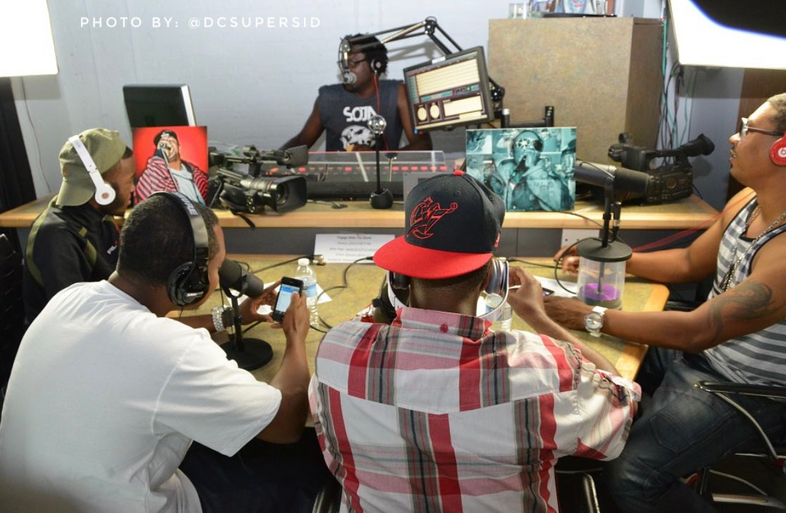 DCSuperSid's tweet photo. #TBT @ALLDAYINDAPAINT @MrAlfredduncan and @EDDIECOMEDIAN interview @ShyGlizzy and Boobe on their show #FreeBoobe https://t.co/v3qCKh0cXd