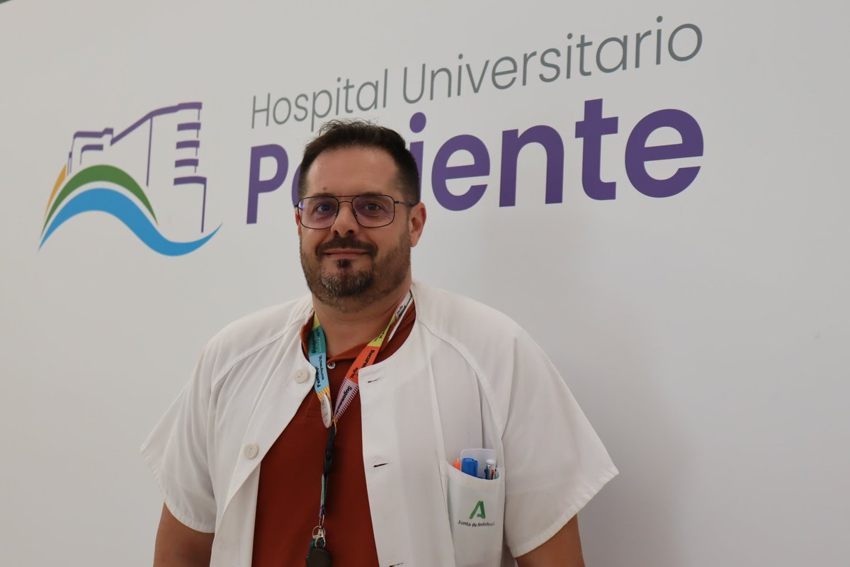 Diego Ruiz, gestor de Cuidados de Urgencias del #HUnivPoniente ofrece consejos para una adecuada alimentación en verano en 'Ser Saludables'
Escucha la entrevista completa en nuestra web 👇
hospitaldeponiente.es/noticias.php?p… 
#SomosPoniente
<a href="/saludand/">Consejería de Salud y Consumo</a> <a href="/AlmeriaJunta/">AlmeríaJunta</a> <a href="/peacro/">PEDRO ACOSTA</a> <a href="/CheloArtero/">Chelo Artero</a>