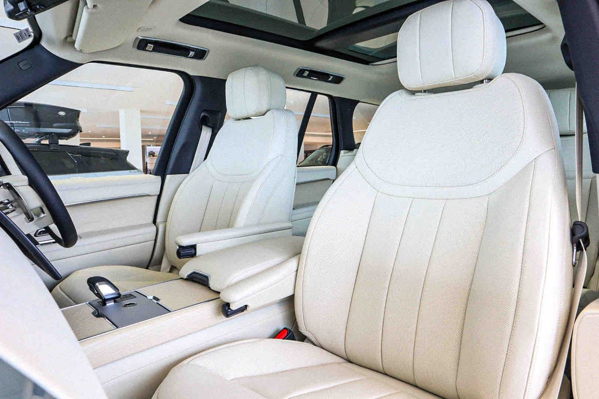 Spirit Land Rover tweet media