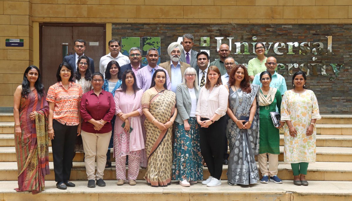 Vicky Lester tweet media