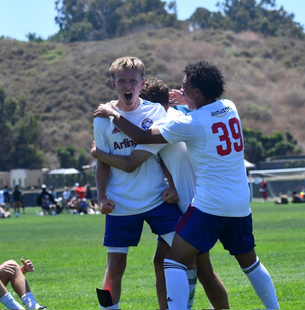 arlingtonsoccer's tweet image. The 2007, 2009 and 2010 Boys ECNL teams are off and running at the @ECNLboys National Playoffs in San Diego!

Congrats to all three teams for making it this far! Keep up with the results here: bit.ly/4czp49U

#TeamArlington