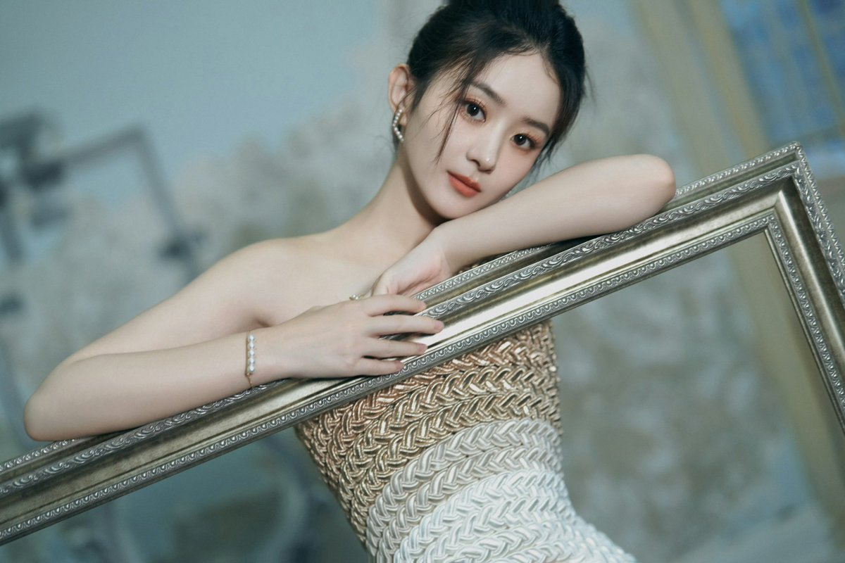 240627 | #จ้าวลี่อิ่ง Studio Update✨

เข้าร่วมงานอีเวนท์แบรนด์ HuiYuan🧃

#ZhaoLiying #赵丽颖