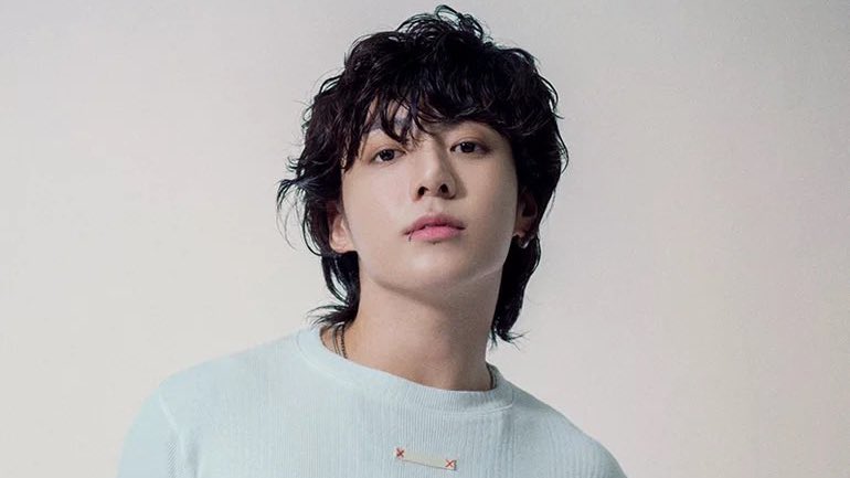 kchartsmaster's tweet photo. Most searched male K-pop idols on Youtube Korean in the past 5 years:

1. Jungkook (BTS)
2. Jimin (BTS)
3. V (BTS)
4. Baekhyun (EXO)
5. G-Dragon (BIGBANG)
6. SUGA (BTS)
7. Taemin (SHINee)
8. Junho (2PM)
9. Cha Eunwoo (ASTRO)
10. Jin (BTS)
11. MINO (WINNER)
12. Kyuhyun (Super Junior)
13. Haechan (NCT)
14. Jaehyun (NCT)
15. Kim Heechul (Super Junior)
16. Doh Kyungsoo (EXO)
17. Jaemin (NCT)
18. Doyoung (NCT)
19. Rowoon (SF9)
20. Yeonjun (TXT)
21. Mark (NCT)
22. Lee Changsub (BTOB)
23. Hoshi (SEVENTEEN)
24. Taeyang (BIGBANG)
25. J-HOPE (BTS)
26. RM (BTS)
27. Yook Sungjae (BTOB)
28. Seungkwan (SEVENTEEN)
29. Kai (EXO)
30. Jonghyun (SHINee)
31. Soobin (TXT)
32. Jeonghan (SEVENTEEN)
33. Mingyu (SEVENTEEN)
34. Wonwoo (SEVENTEEN)
35. Taeyong (NCT)
36. Juyeon (THE BOYZ)
37. Onew (SHINee)
38. Sehun (EXO)
39. Yang Yoseop (HIGHLIGHT)
40. Hyunjin (Stray Kids)
41. Key (SHINee)
42. Jeno (NCT)
43. Shownu (Monsta X)
44. Chanyeol (EXO)
45. Kihyun (Monsta X)
46. Beomgyu (TXT)
47. Woozi (SEVENTEEN)
48. Felix (Stray Kids)
49. Minho (SHINee)
50. Taehyun (TXT)