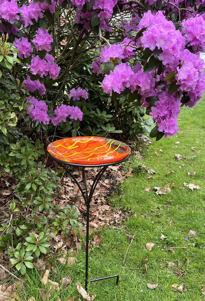Studio34Artists's tweet photo. Introduction to Fused glass garden art classes. Check out new collaboration with Ironwood Studio and weld your own steel bird bath base. https://t.co/niSxw7uj4p