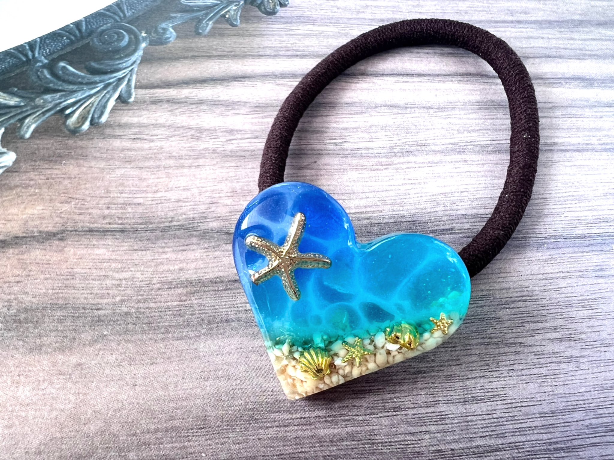 357】ハンドメイドレジンヘアゴムポニーフック