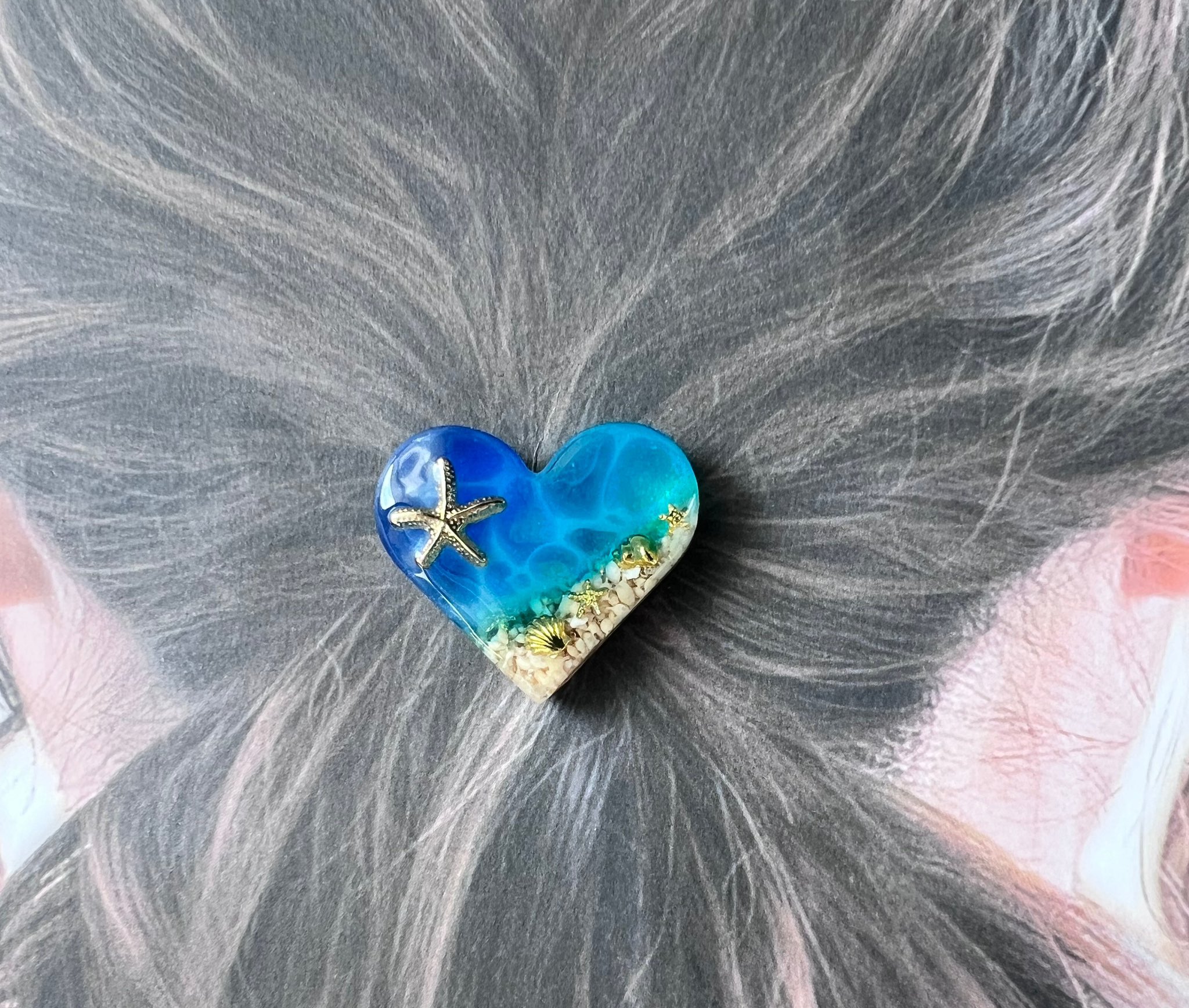 大きめシェル入り グラデーション猫ちゃん型レジンヘアゴム