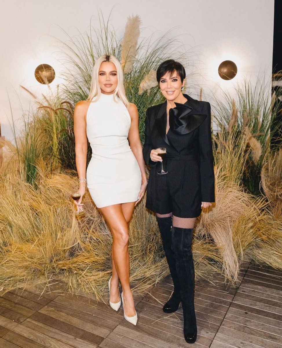 Kris Jenner tweet media