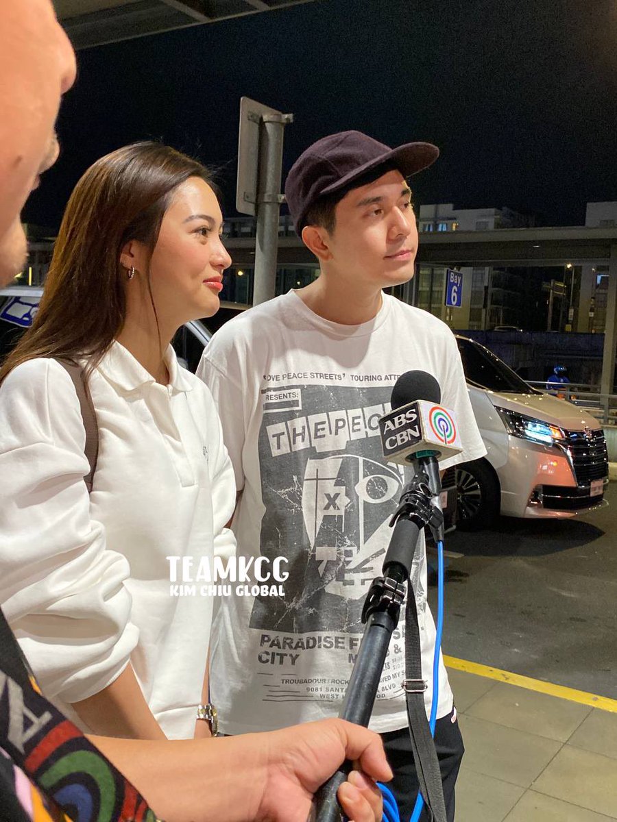 teamKCGofficial's tweet photo. Have a safe flight, KimPau! ✈️🙏🏻♥️

#KimChiu #KimPau @prinsesachinita https://t.co/w1nHHlHQLc