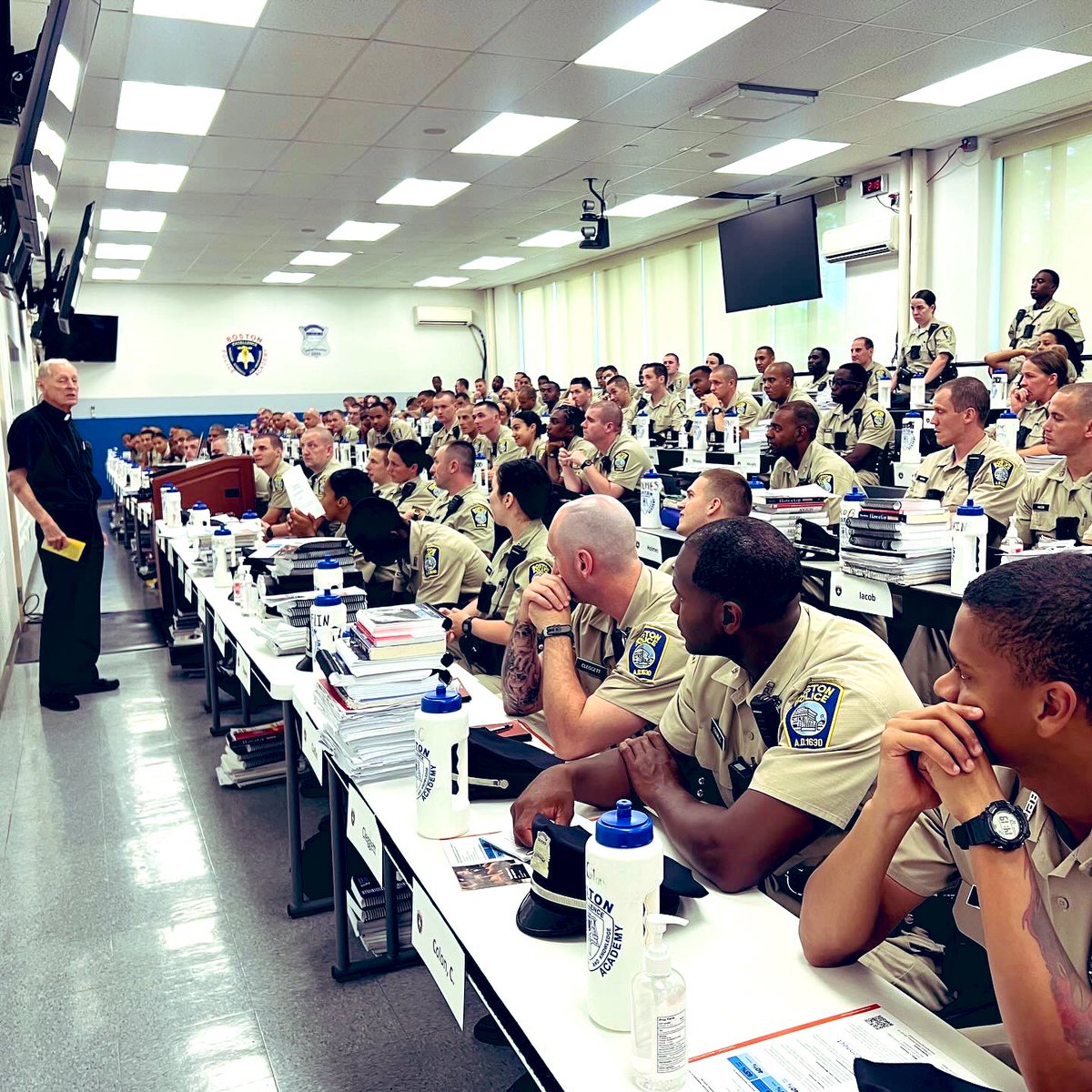 Nora Baston tweet media