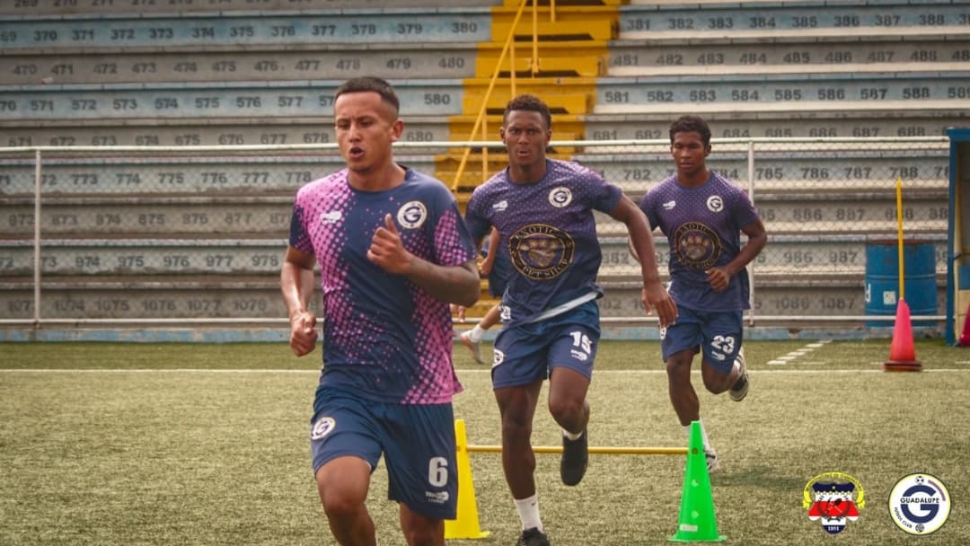 ¡Jueves de Guadalupe FC: poniendo a prueba nuestra resistencia física y mental! 💪⚽️ 

#vamosguada 
#somosguada
#somosguadalupanos