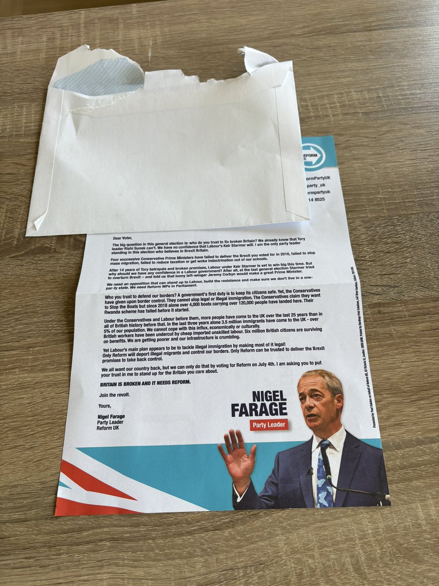 This just came through the post addressed to me 😂😂 got the wrong house love, you want to get rid of people like me, foreigners 😂 bet you I have done more to contribute to Bristish life than you have, you piece of scum 🤮🤮🤮