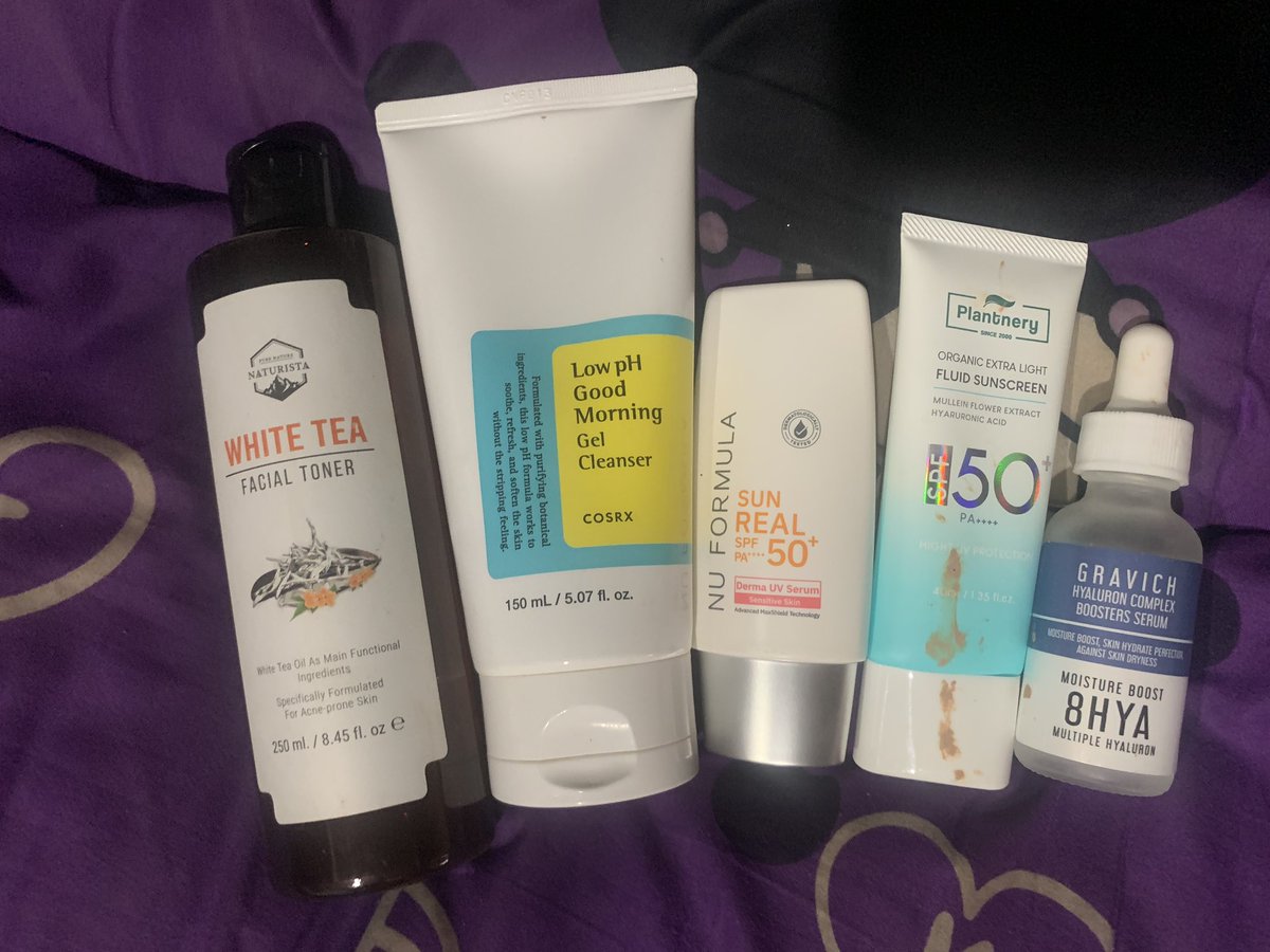 Domecat5678's tweet photo. 💫ส่งต่อสกินแคร์พร้อมส่งฟรี🌙
•Toner Naturista 
•Cleanser Cosrx 
•Nu formula Sunscreen 
•plantnery Sunscreen 
•Gravich Hyarulon Serum

**หากสนใจสินค้าตัวไหนทักมาสอบถามได้ค่ะ
#สกินแคร์รักษาสิว
#ส่งต่อเครื่องสำอาง 
#ส่งต่อสกินเเคร์ 
#HowtoPerfect https://t.co/kOUs5gmmOR