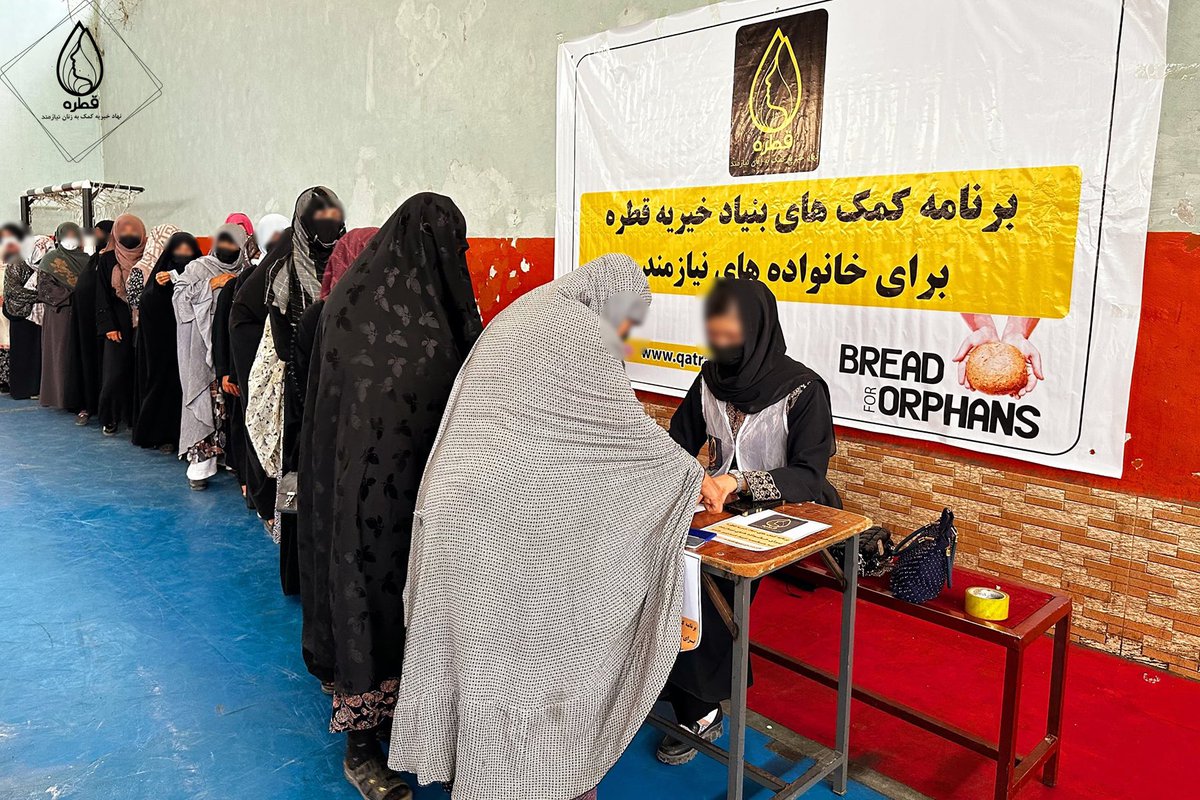 Qatrahuk's tweet photo. The Qatrah Charity Foundation has distributed food packages to fifty needy families in Kabul at the same time as the holidays of Qurban and Ghadir.
Considering the economic situation of the people of Afghanistan and the increasing number of people fleeing for economic, security and social reasons, there is a ever growing need to help the women and other vulnerable groups of the country.
The Qatrah Charity Foundation is extremely grateful to all our benefactors and well-wishers and would like to congratulate them on the holidays.
To support our work⬇️

https://t.co/2SgDxdgGNl