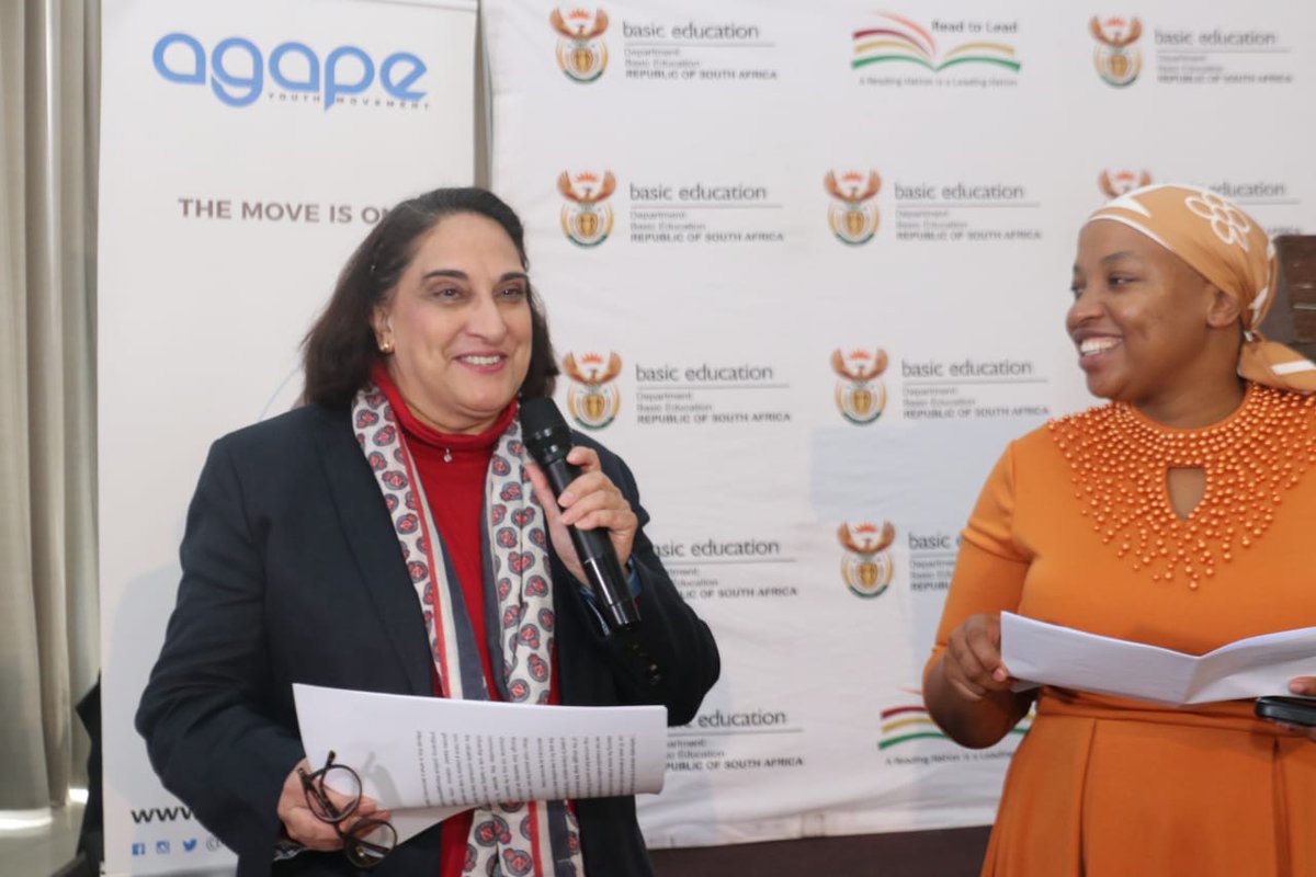 DBE_SA's tweet photo. With partners having presented on learner leadership, human rights, prevention of GBV, and youth agency, the RCL reps are now taking part in a panel discussion on GBV prevention and promotion of sexual reproductive health and rights.
#RCLYoungLeaders
#RCL2024Conference https://t.co/zH6kZ5vCNB