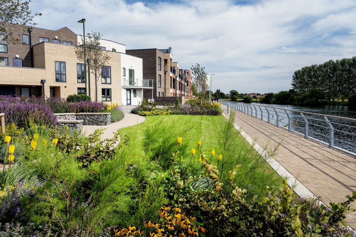 BlueprintRegen's tweet photo. Guided and supported by @iglooRegen's footprint approach, we create sustainable neighbourhoods with pedestrians and cyclists in mind.

Find out more about how we deliver schemes to positively impact wellbeing and the planet⬇️
https://t.co/tapcQYyGmQ https://t.co/39wWvfuNzF