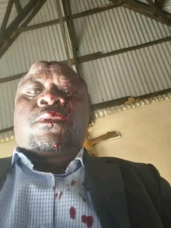 StickerDenmo's tweet photo. @WilliamsRuto https://t.co/O37pVZf2w9