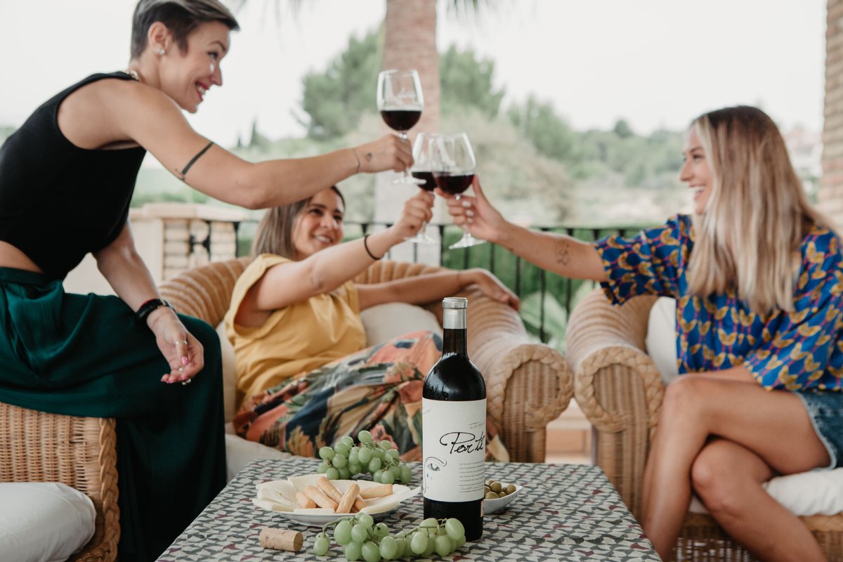 Bodegas Luzón tweet media