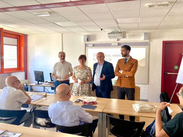 dills_univr's tweet photo. Alcuni scatti del #Convegno Internazionale "«Muros de la patria mía»: #arquitectura y #literatura en el #SigloDeOro", che si è tenuto oggi presso l'Aula Co-Working del nostro dipartimento dopo due proficue giornate di lavori presso il #DSLCC (@CaFoscari di Venezia). https://t.co/iCR1X0uO4k