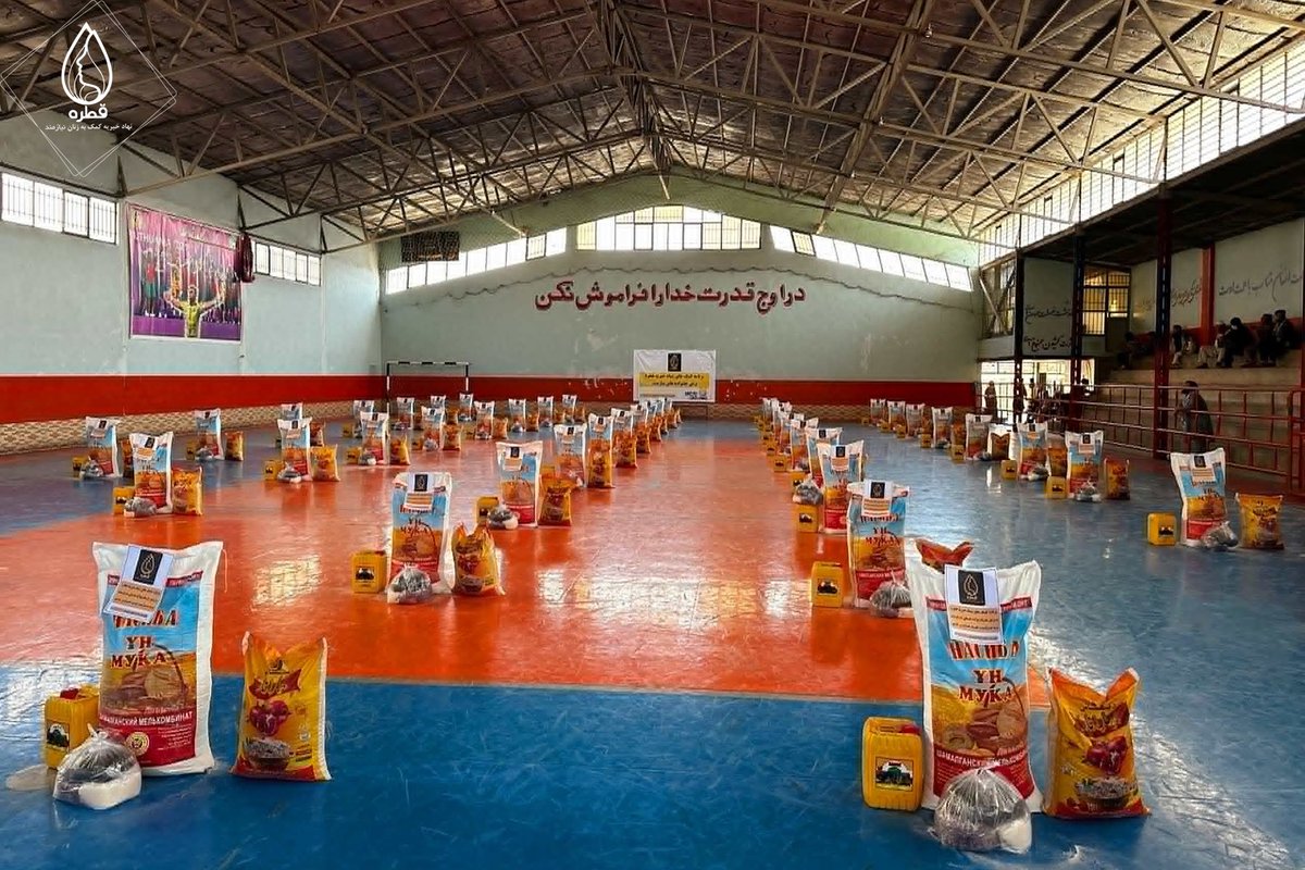 AtaeiMaryam70's tweet photo. بنیاد خیریه قطره همزمان با اعیاد قربان و غدیر در شهر کابل به تعداد پنجاه خانواده نیازمند بسته های مواد خوراکه توزیع نموده است.
با توجه به وضعیت اقتصادی مردم افغانستان و فرار روز افزون مردم به دلایل اقتصادی امنیتی و اجتماعی نیاز بیشتری جهت کمک رسانی به اقشار آسیب پذیر و زنان کشور احساس می شود.
بنیاد خیریه قطره ضمن تبریک اعیاد از همه خیرین و نیک اندیشان کمال سپاس گزاری و امتنان دارد.

برای کمک های بیشتر⬇️
https://t.co/ISZRThrvEg