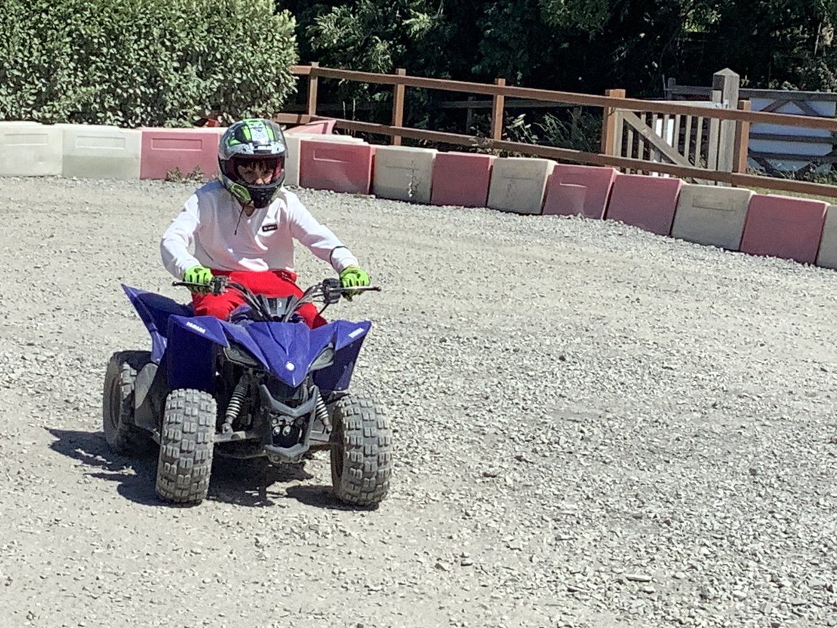 Quad biking <a href="/llangrannog1932/">Gwersyll Llangrannog</a> <a href="/HTPSchool/">Herbert Thompson</a>