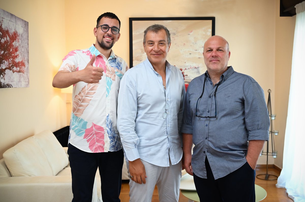 Ο Κωνσταντίνος έχει κάθε λόγο να χαμογελάει!
Πριν 5 χρόνια διαγνώστηκε με οξεία #λευχαιμία. Το '19 έκανε χημειοθεραπείες κ μετά μεταμόσχευση μυελού των οστών. Σήμερα ζει χωρίς τον φόβο της αρρώστιας.

Απόψε 00:15 στον <a href="/alphatvgreece/">ALPHA TV</a>

#protagonistes #alphatv #πρωταγωνιστες