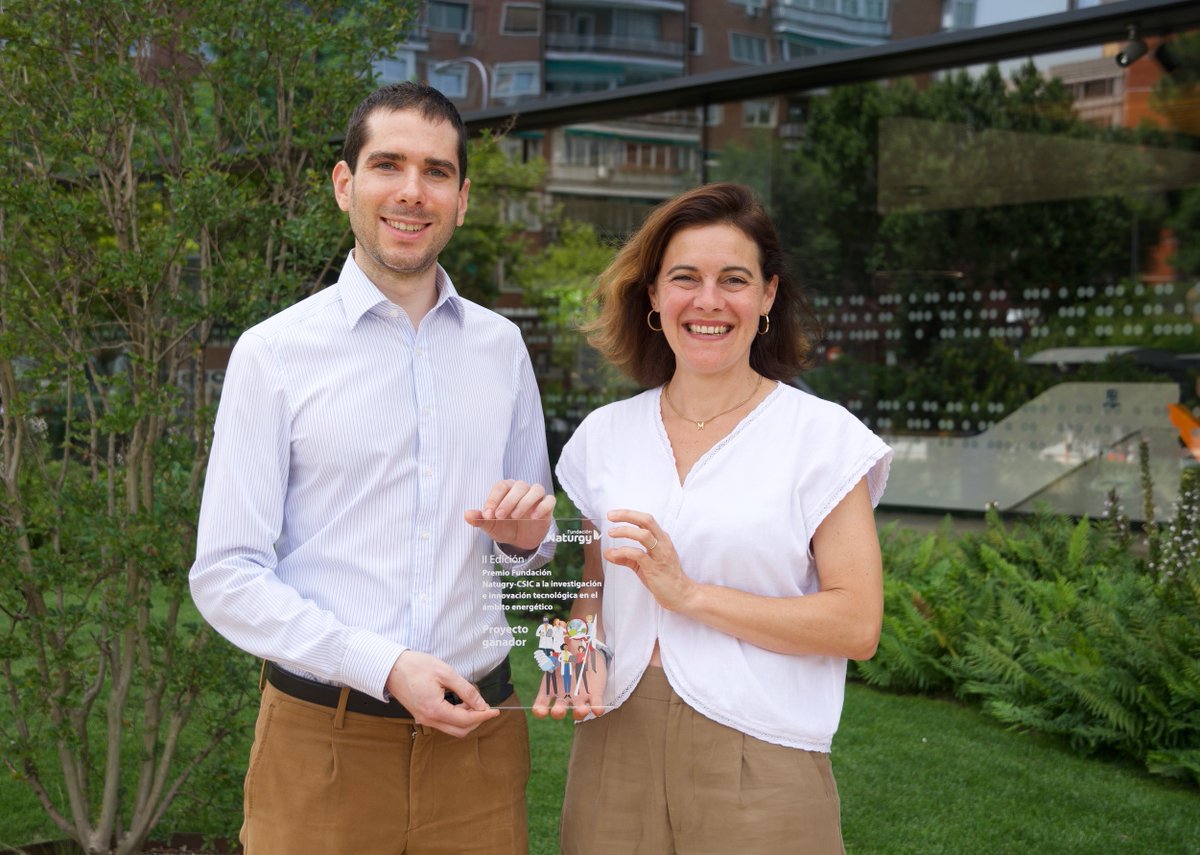 🏅Un proyecto del <a href="/ICP_CSIC/">Instituto de Catálisis y Petroleoquímica (CSIC)</a> de generación de hidrógeno mediante un novedoso electrolizador obtiene el Premio <a href="/NaturgyFnd/">Fundación Naturgy</a>-#CSIC 🌍🌱#Descarbonización #TransicionEnergetica #Innovacion

▶️ bit.ly/45Mtubk