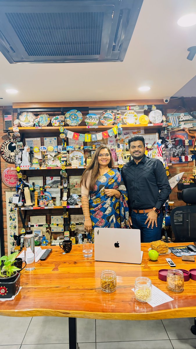 vishal_viitor's tweet image. We recently organized a unique session titled #BalancingFatherhood:#StrategiesforSuccess for the fathers in our office. This event provided a platform for our team to share their stories and experiences, shedding light on how they navigate the complexities of #balancingpersonal…