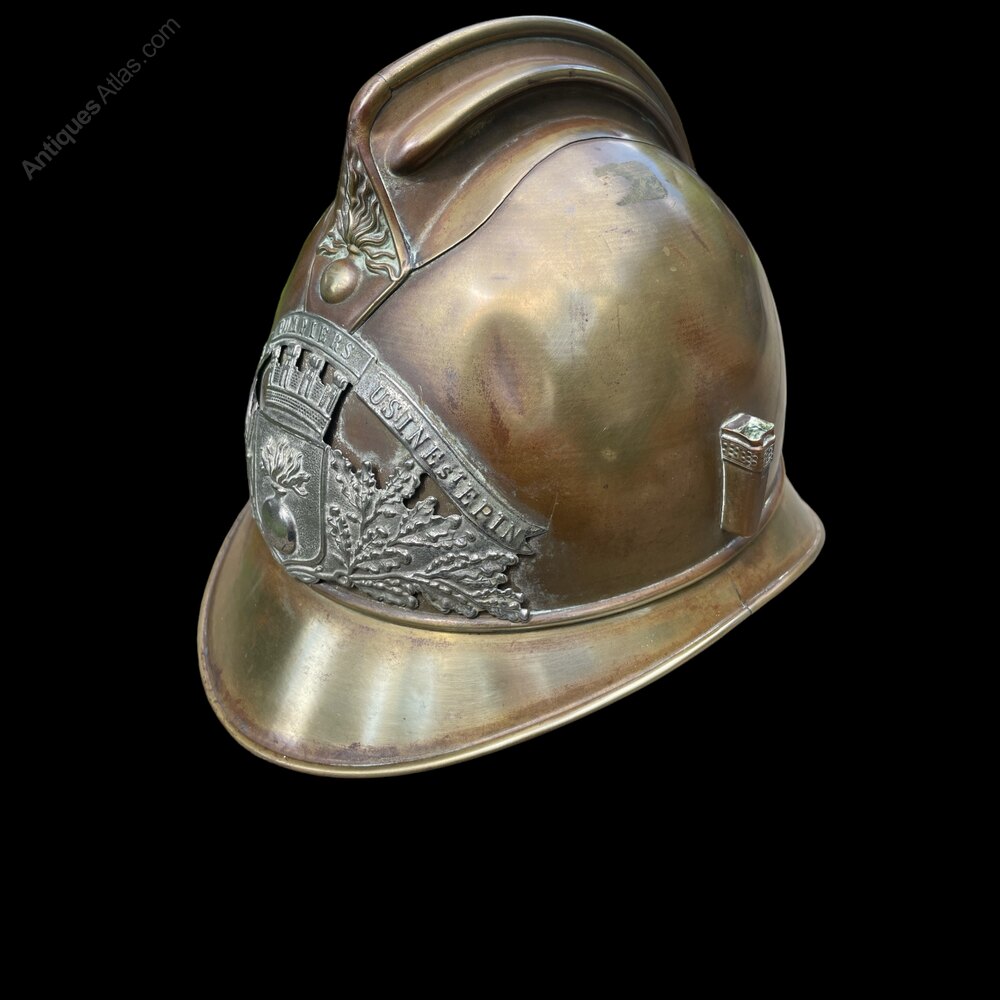 antiques_atlas's tweet image. An early 20thC French Fireman's Brass Helmet antiques-atlas.com/antique/an_ear… Great Collectable item.
Listed by Lincolnshire Antiques
#Antiques #firemanshelmet #fireman #reenactment #firemancollectables