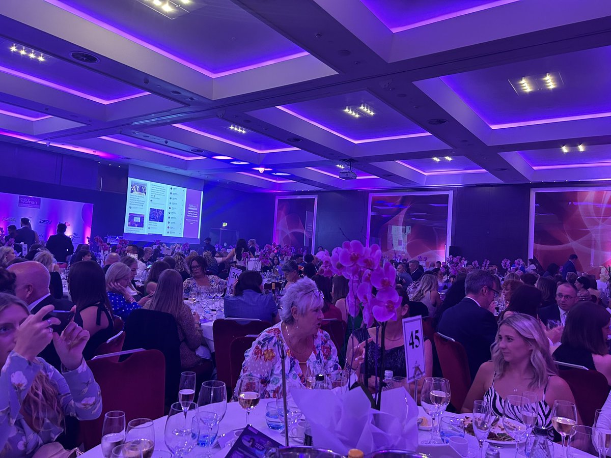 Fantastic turnout for the #ewTLAwards , always great to be a part of this event! <a href="/everywomanUK/">everywoman</a>