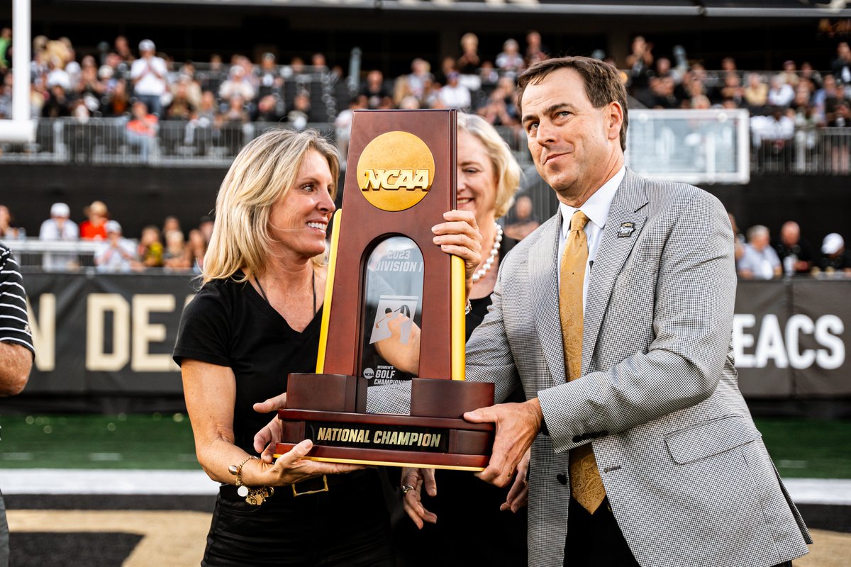 Wake Forest Demon Deacons tweet media