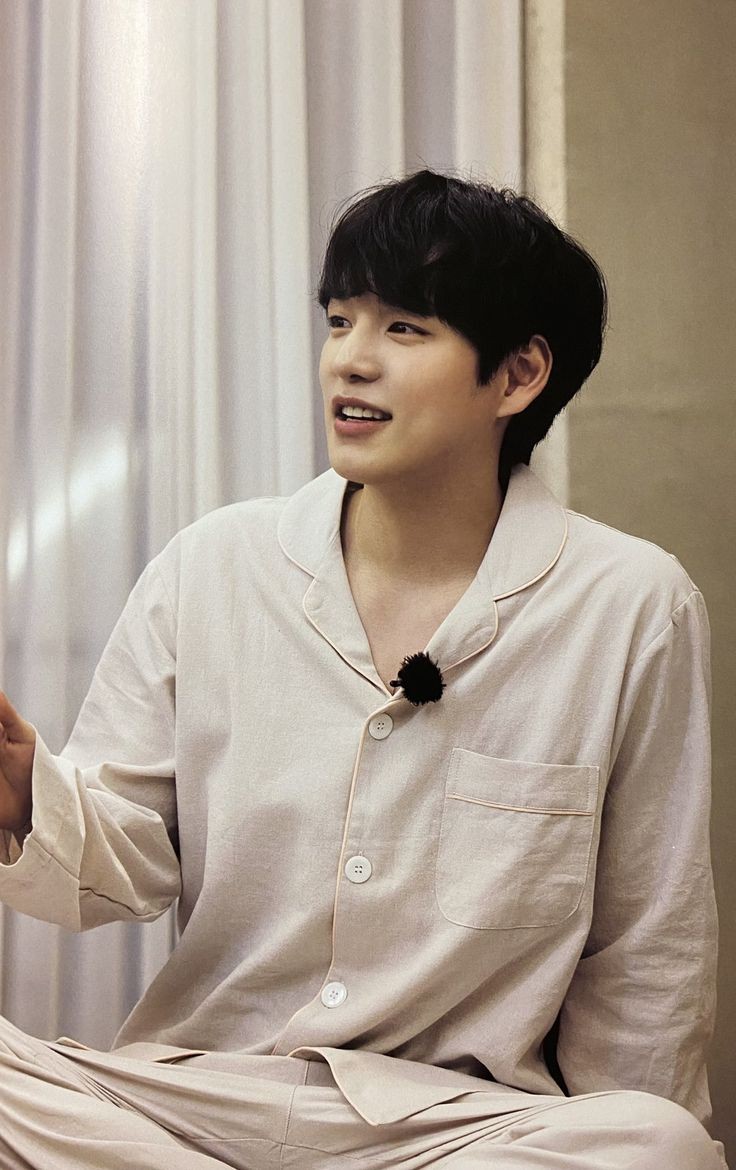ᴘʀᴇᴛᴛʏ 💖💞

#HEOCHAN #허찬
#AlwayswithChan #Chan 
#WeLoveYouChan
