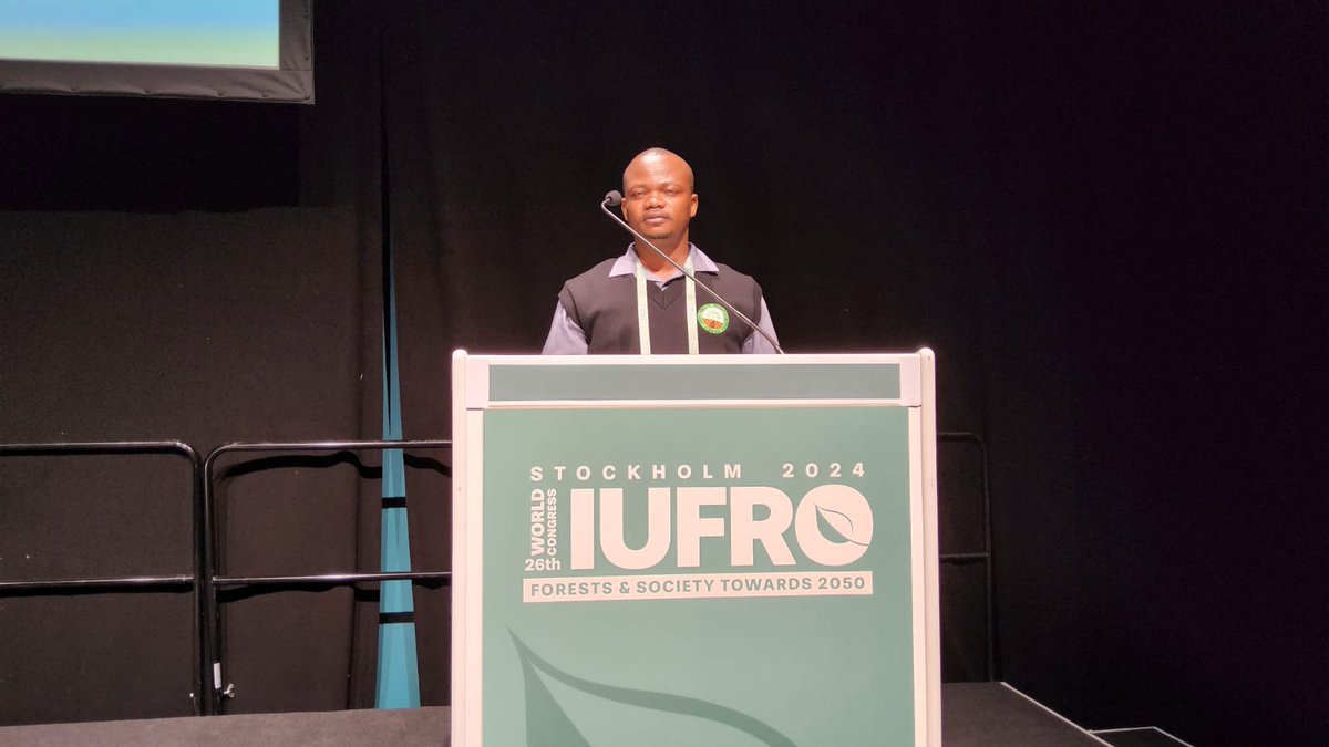 KEFRIHQ's tweet photo. Henry Komu,the Asst. Regional Director KEFRI Lamu making a presentation at the IUFRO2024 World Congress in Stockholm, Sweden. His presentation focused on the application of indigenous knowledge in the sustainable utilization and management of mangrove forests in Lamu County https://t.co/aupC4rd9Xw