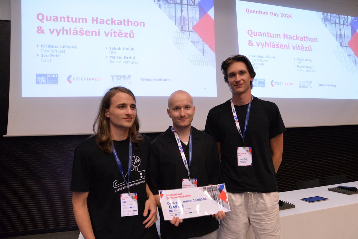 FIT_CTU's tweet image. #UspechyFIT 🥈 Druhé místo na International #QuantumHackathon získal tým Quties studentů FIT ČVUT s Quantum radarem jako řešením screeningových technologií v medicíně. (Více 🧵)