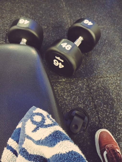 Let's fuck today in the ass 🫡 https://t.co/vkH3dKQj1c