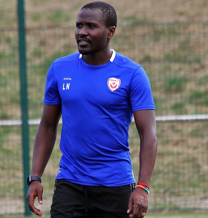 asnlfans's tweet photo. Nous apprenons avec une immense tristesse le décès de Landry N'Guemo survenu ce jour dans un accident de la route. 

Formé à l'AS Nancy Lorraine, Landry est resté au club pendant près de 6 ans entre 2005 et 2011. 

Repose en paix Landry, Nancéien à jamais... ❤️🤍🕊️ https://t.co/WPpkGHxX0q
