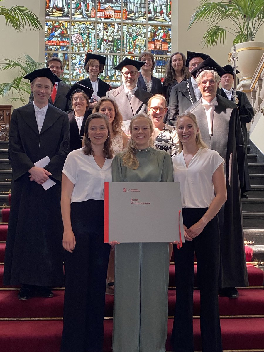 Congratulations to our newest PhD, Dr. Irene van Blokland!