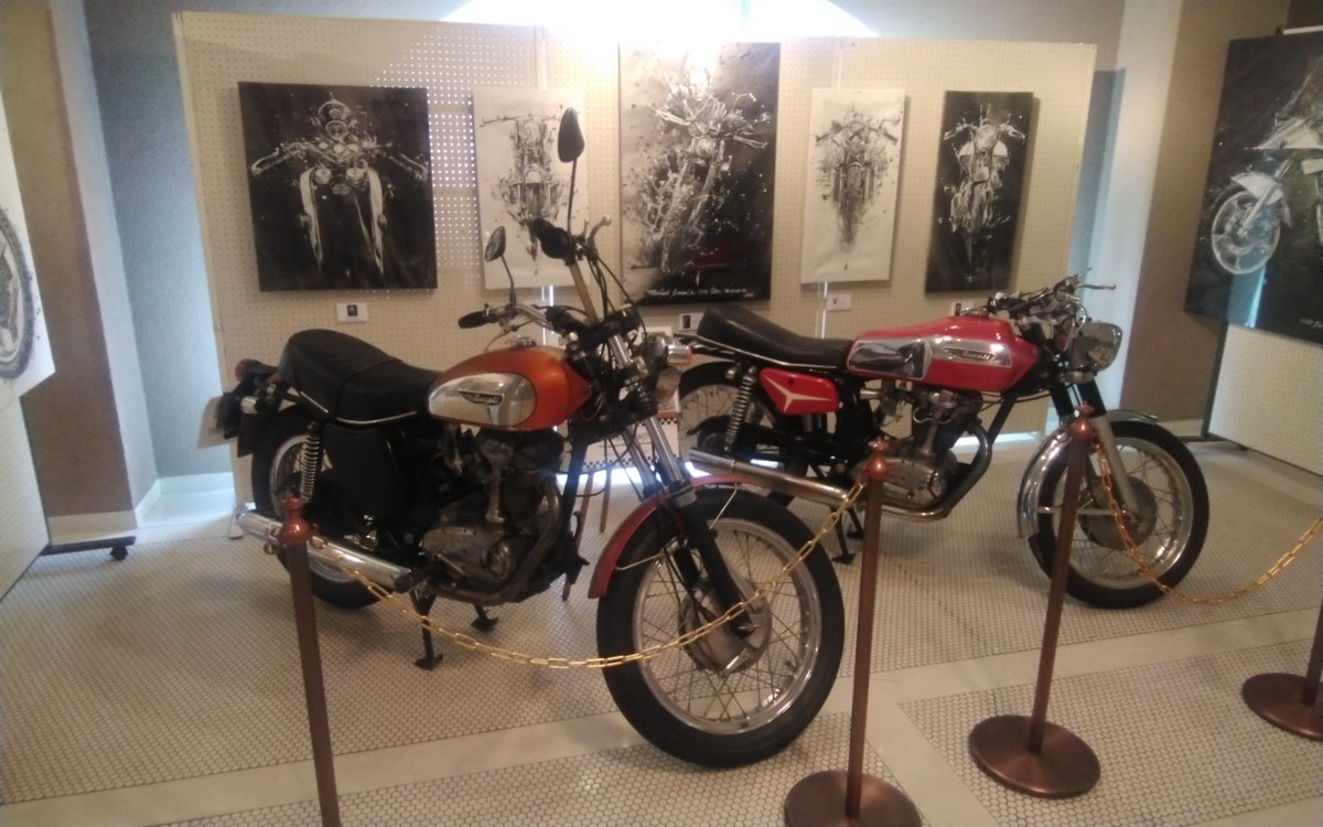 ducati_singles's tweet photo. #無言でDUCATIのバイクを貼ってね見た人もやってねお願い https://t.co/nYPCCNEfUy