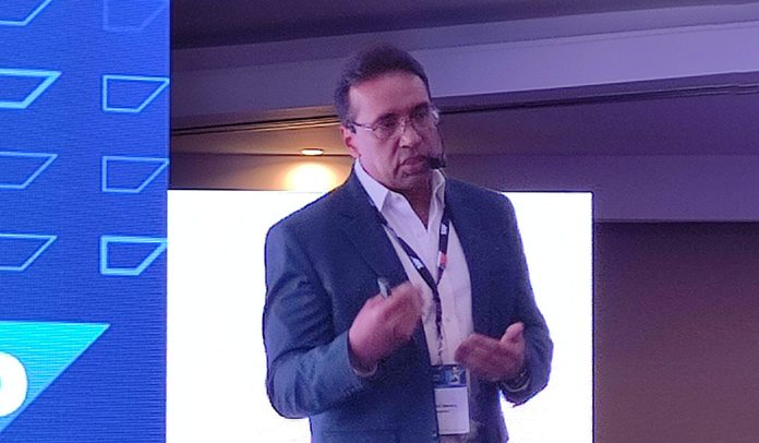 CWVen's tweet photo. Banesco culminó su migración a SAP Rise de la mano de Abside. En el marco del evento llevado a cabo en Caracas del SAP Executive Exchange, el partner @absidecorp  mostró los desafíos de la innovación presentando el caso de éxito de Banesco Banca Universal. https://t.co/xp6qsjnqQh https://t.co/0S22f68Yyk