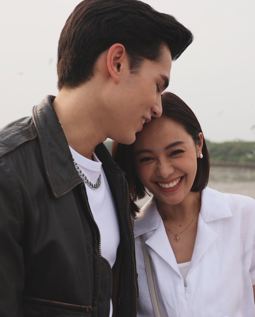shebee_ipr's tweet photo. กว่าจะจูบ ก็ต้องพิรุธกันก่อน‼️

#ใจพิสุทธิ์
#tatemyron #เทศน์ไมรอน 
#oomeisaya #อุ้มอิษยา 
#เมตตาและมหานิยม 
#เทศน์อุ้ม https://t.co/Gx9hV79dex