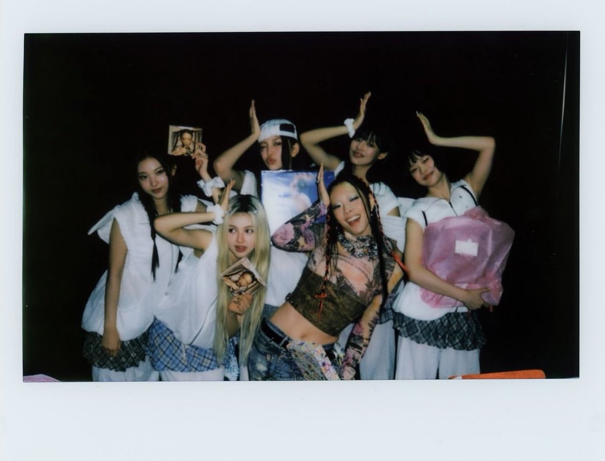 PopBase's tweet photo. Rina Sawayama shares new photos with NewJeans. https://t.co/4n4xThSe7T