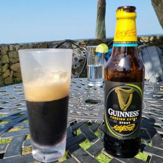 cbsfm_ug's tweet photo. Wemiise ka Guiness Black aka nyogoga
#guinnessblack
#PaidPartnershipWithEABL
#Dontdrinkanddrive
#Drinkresponsible https://t.co/1fxezYMLd0