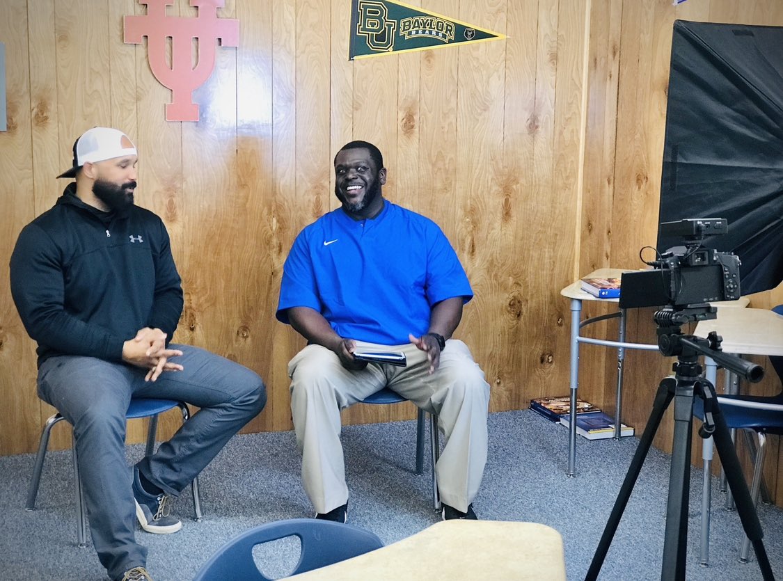 ChipBaker19's tweet image. TBT

Back to the Oak Ridge HS coaching days in 2017. @CoachWCompton and I were blessed by Coach @DereckRush to do Character Development. @MackeySpeaks @MatthewhDavis, Coach Joe Moore and some my former amazing players in the building.

#tbt #2words #mattdavis #smu #tsc #gogetit