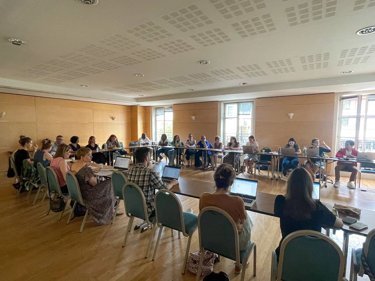 gwenaustin75019's tweet photo. #ProjetSocialdeTerritoire #PST19eme En nombre pour présenter au COPIL l’avancement du projet social de territoire du 19e copilote par la #CAF19 et #EPS19  ! Une dynamique incroyable grâce aux acteurs institutionnels et
associatifs que nous remercions 1/2 https://t.co/hCsGw8uP8c