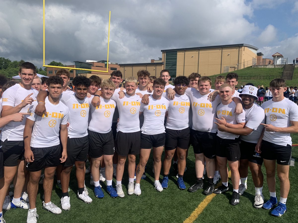 Julius Wise <a href="/Julius_Football/">Julius “The Intimidator” Wise</a> finished 2nd in Farmers Walk!  Hillers attacking the day.