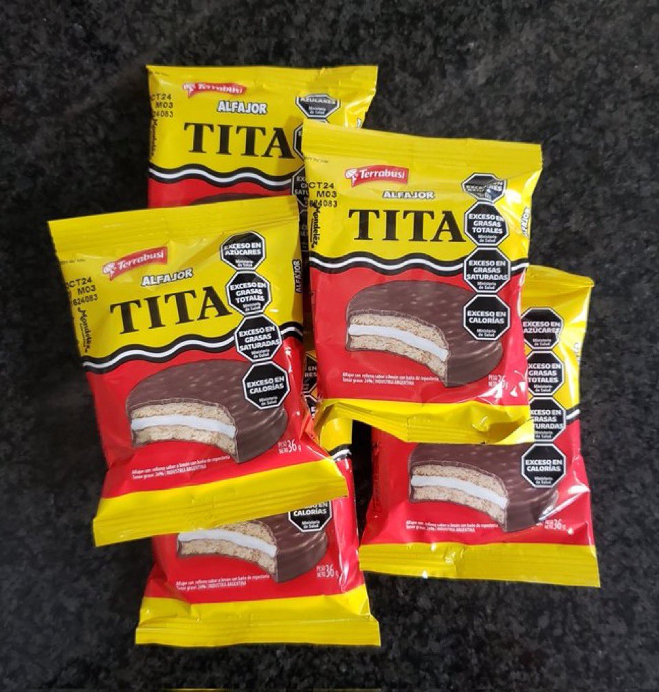 porqueTTarg's tweet photo. “Tita”

Porque volvieron a fabricar los alfajores Tita y se abrió un debate en redes: “Son los mejores del mercado”. https://t.co/15ae2p2r5W