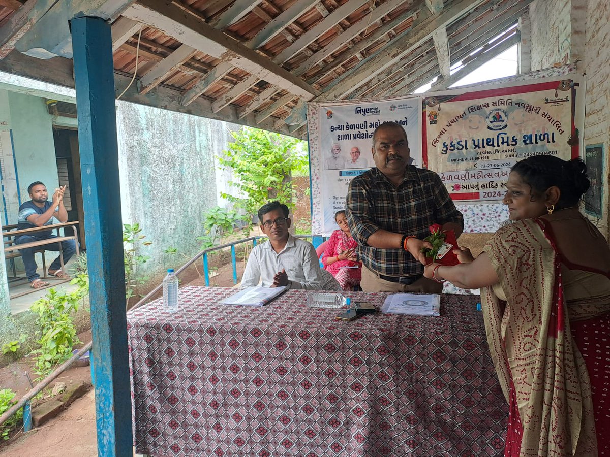 KKureliya's tweet photo. @CollectorNav 
@dpeonavsari1 

Kukda pri school.
 કન્યા કેળવણી મહોત્સવ અને શાળા પ્રવેશોત્સવ 2024 https://t.co/n4q3nIvHdw