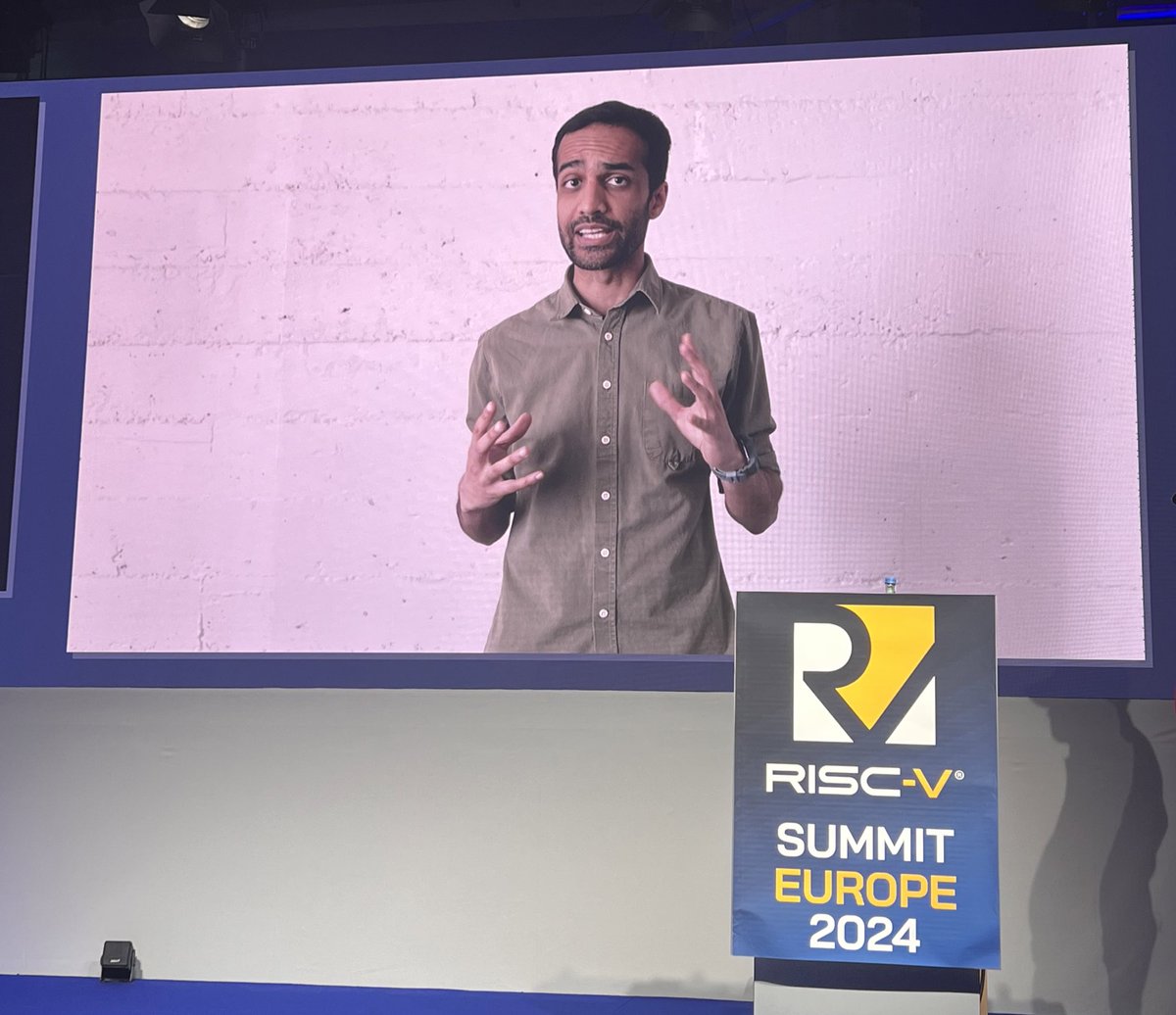 DeepComputingio's tweet image. Our CEO Yuning just unveiled our exciting new products with our partners at #RISCVSummitEurope. Thanks to Nathan and Gordan for joining the launch. And Nirav @cmonkey sent greetings to RISC-V via video! #RISCV #deepcomputing #ubuntu #framework